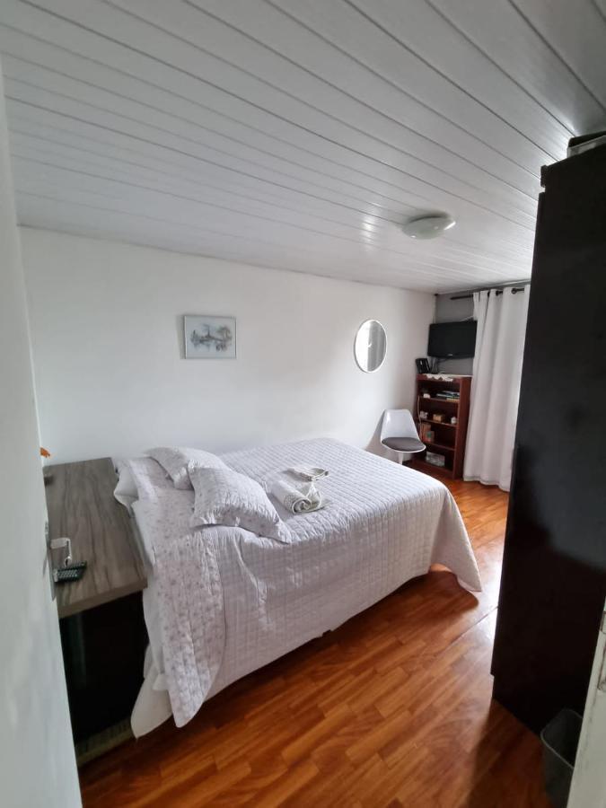 Casa Klos - Quartos Amplos Curitiba Chambre photo